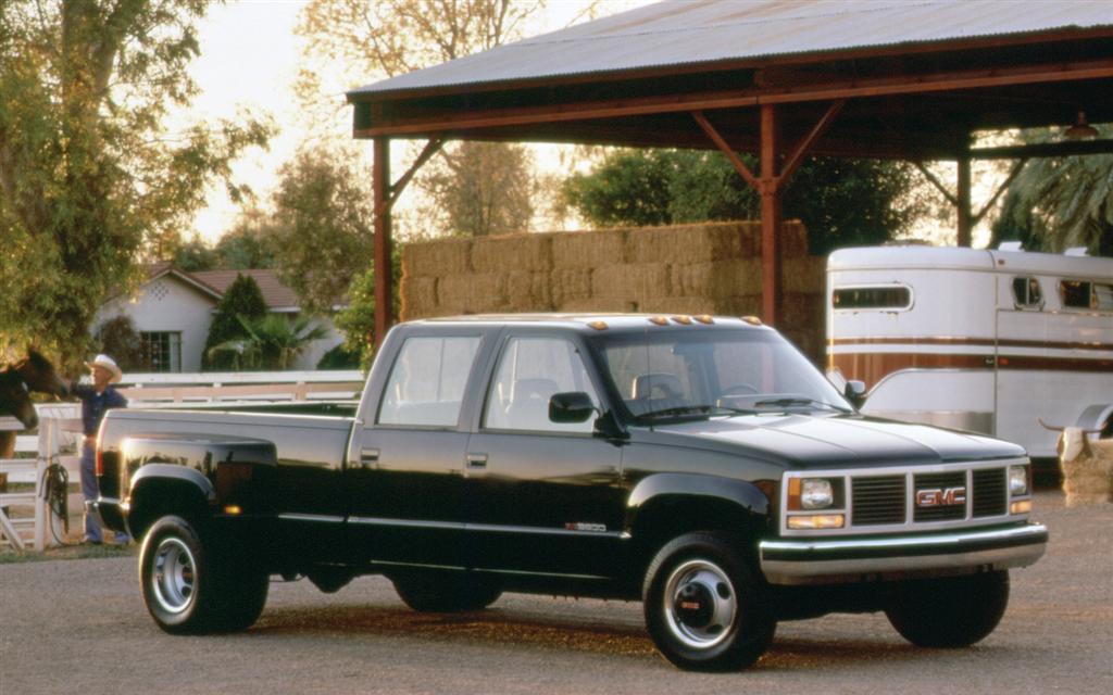 1992-gmc-sierra-3500-crew-cab-pickup-front